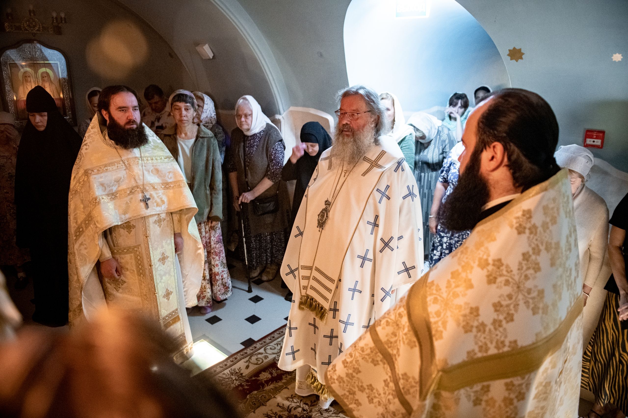 В день памяти равноапостольной княгини Ольги митрополит Кирилл совершил Литургию в Казанском кафедральном соборе