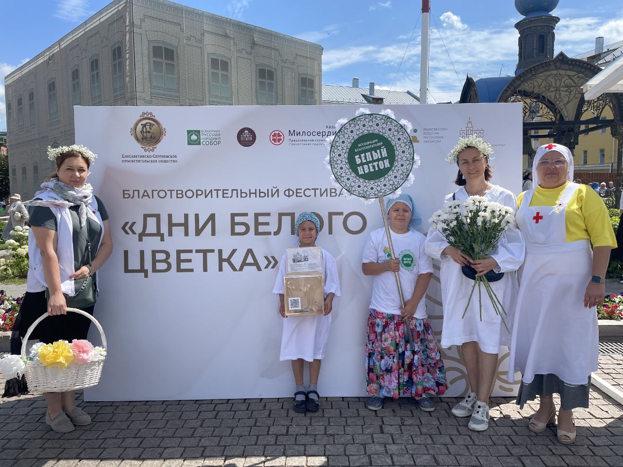 В Казанском Богородицком монастыре прошла благотворительная акция в рамках фестиваля «Дни белого цветка»
