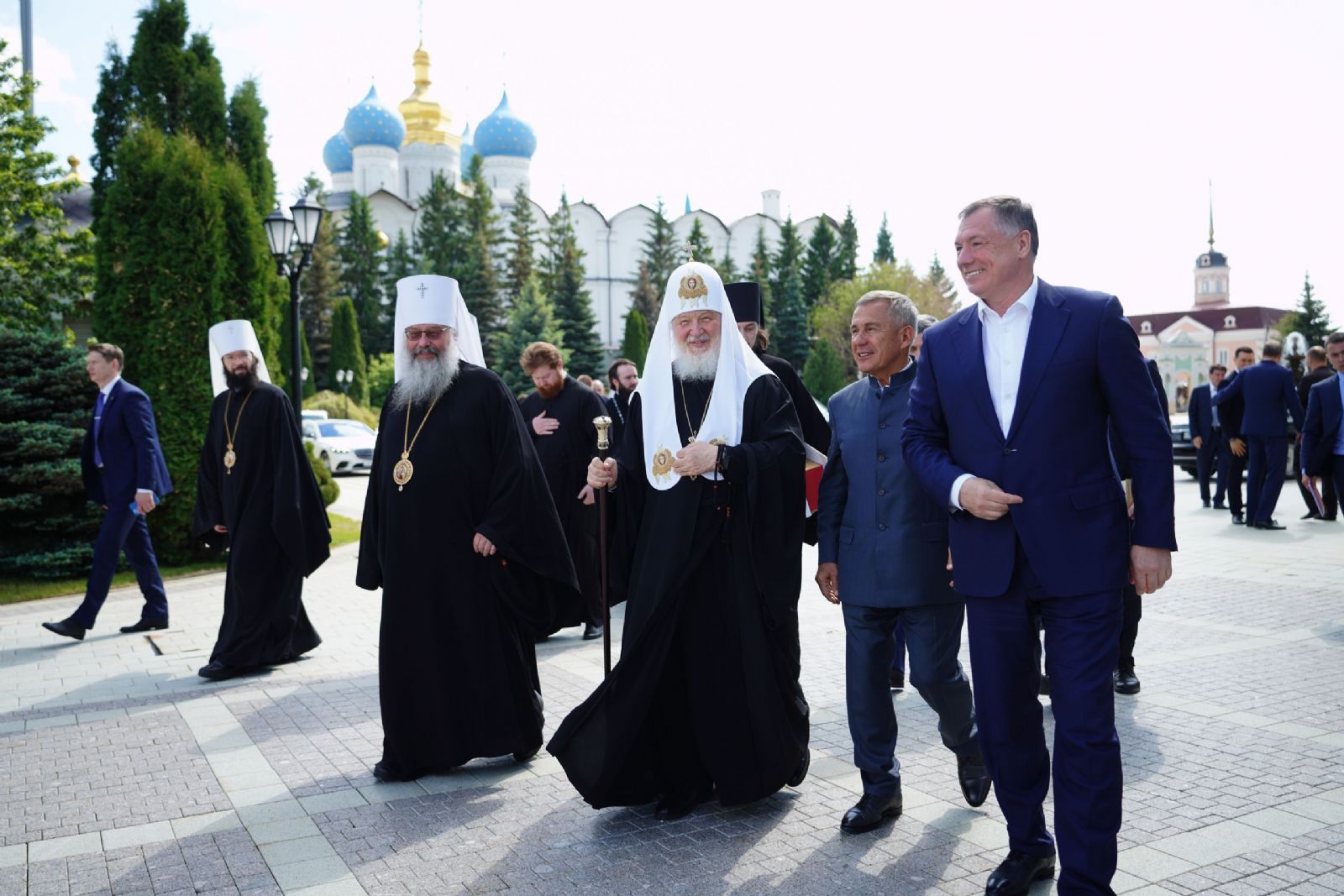 Святейший Патриарх выразил признательность митрополиту Кириллу и главе Республики Татарстан Рустаму Минниханову за тёплый приём на Казанской земле