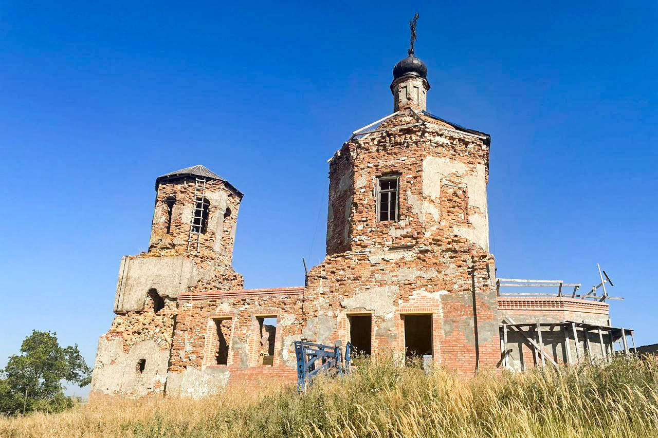 В старинном храме святителя Иоанна Златоуста села Ивановское будет совершена первая после десятилетий запустения Литургия