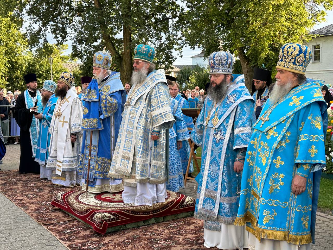 Митрополит Кирилл принимает участие в торжествах в честь Толгской иконы Богородицы в Ярославской епархии