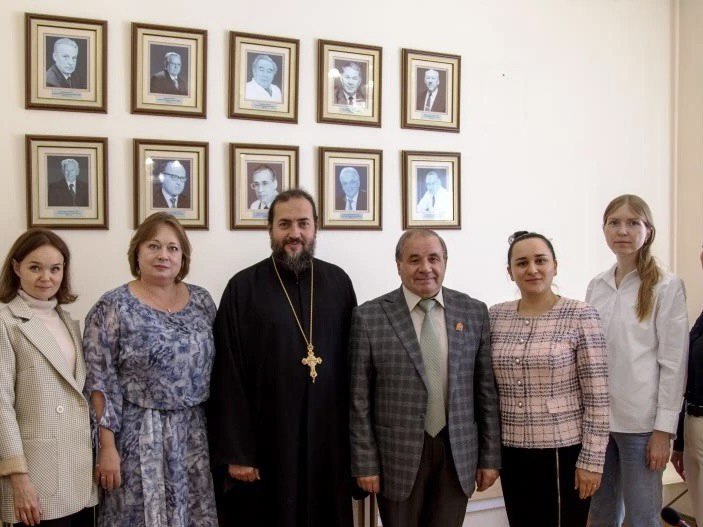 Представители Казанской епархии приняли участие в круглом столе, посвящённом профилактике пагубных зависимостей