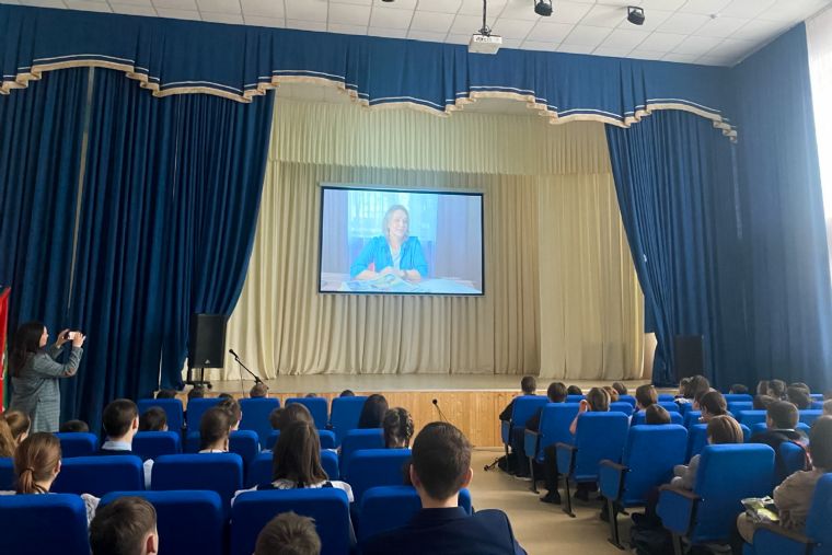 В средней школе посёлка Васильево состоялся премьерный показ фильма о выдающихся земляках