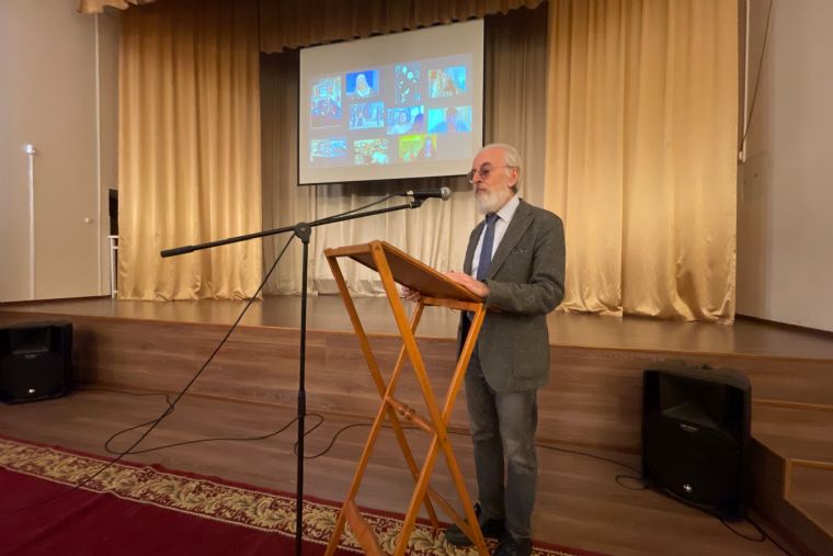 Профессор Александр Дворкин провел просветительские лекции в Казанской епархии