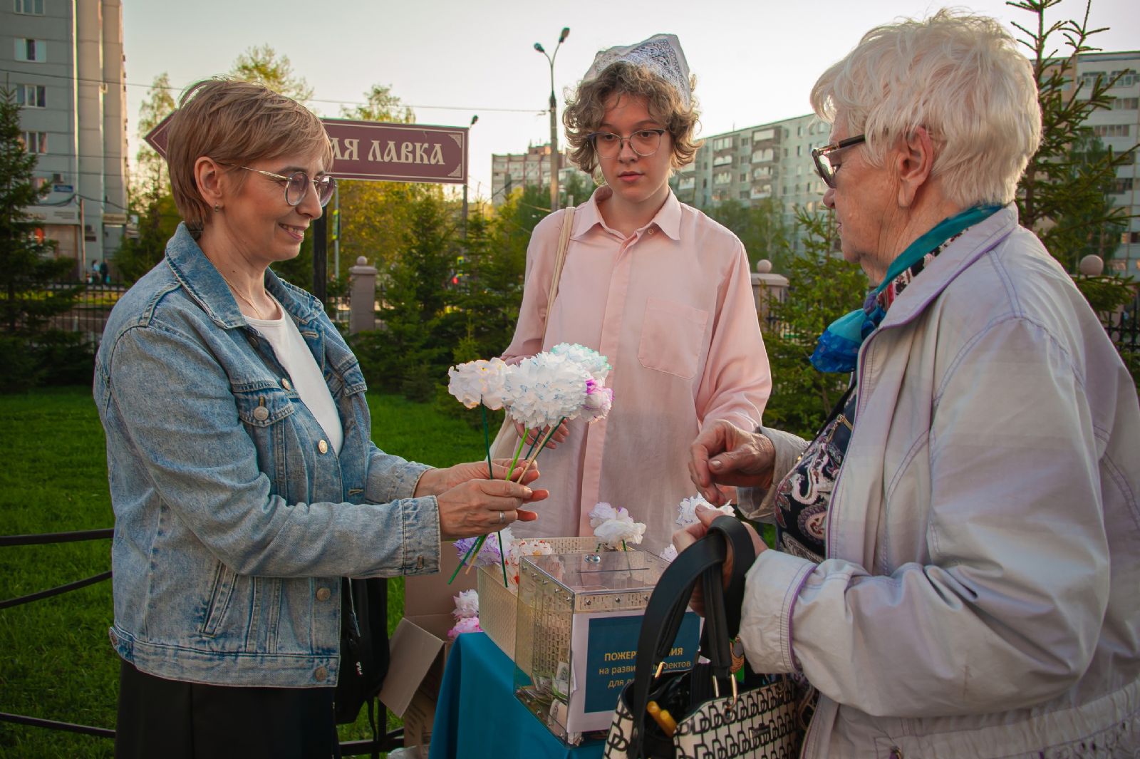 В Вербное воскресенье в храмах Казанской епархии состоялась благотворительная акция «Белый цветок»