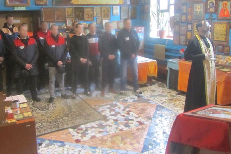 Священники Казанской епархии поздравили с праздником Светлой Пасхи осужденных и следственно-арестованных