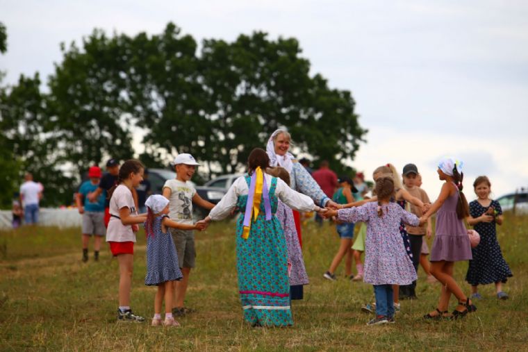 Троицкий храм села Кощаково организует фестиваль традиционной семейной культуры «Петровки»