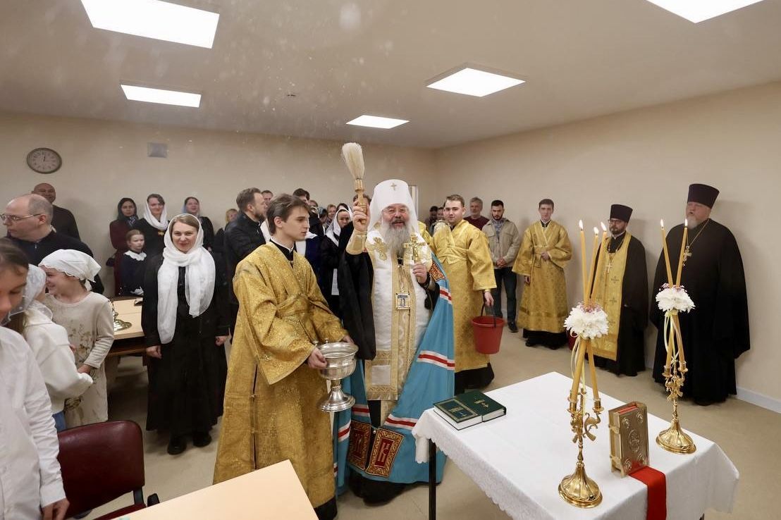 Митрополит Кирилл благословил открытие иконописных курсов при духовно-просветительском центре Варваринского храма