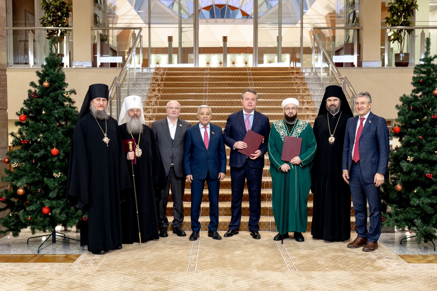 Подписано генеральное соглашение о сотрудничестве между Министерством здравоохранения РТ, Татарстанской митрополией и ДУМ РТ