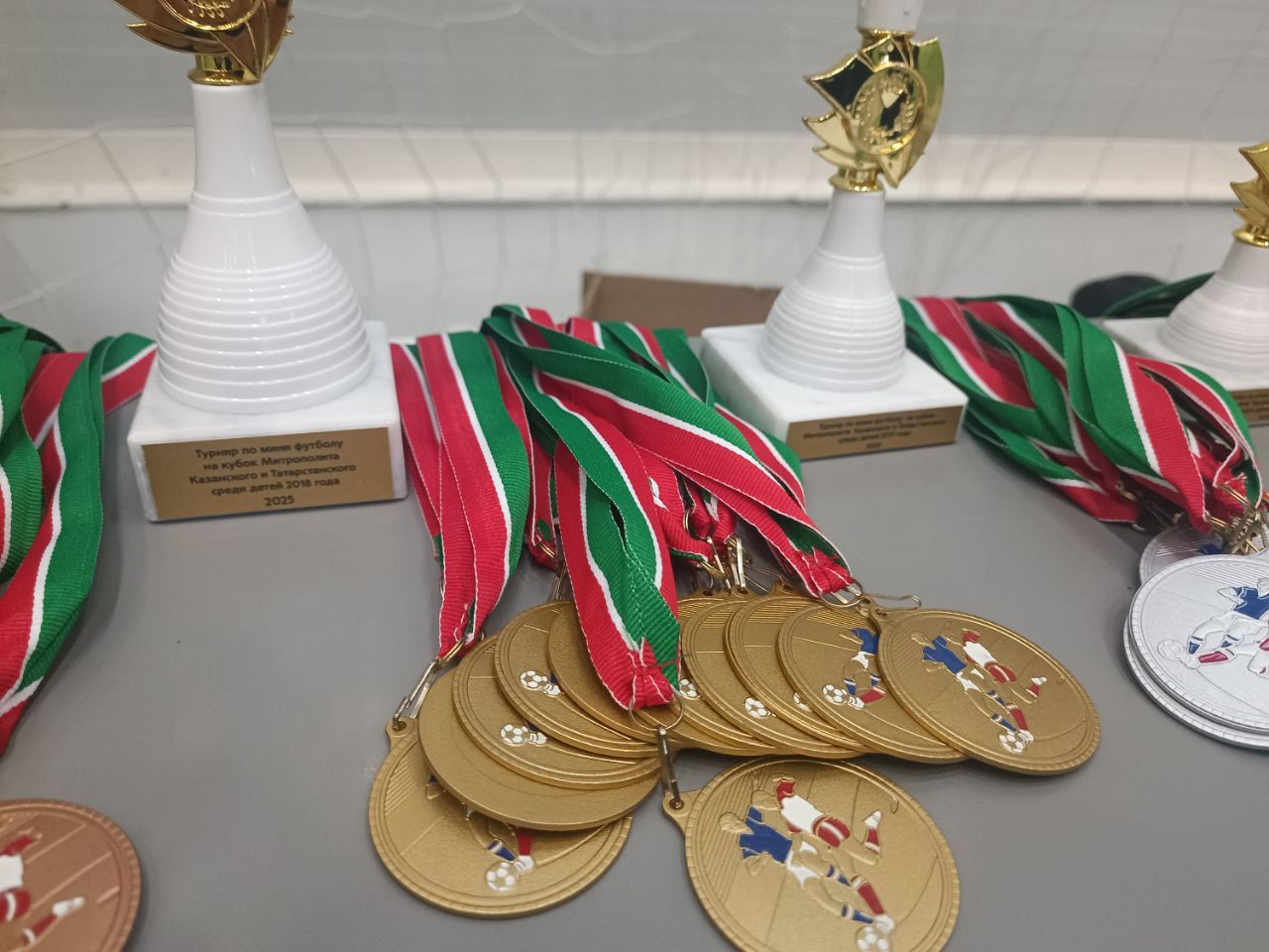 Более 100 юных спортсменов приняли участие в турнире по мини-футболу на кубок Митрополита Казанского и Татарстанского