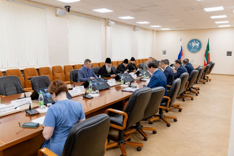 Глава Татарстанской митрополии принял участие в совещании по вопросам идентификации мощей мученика Феодора Болгарского
