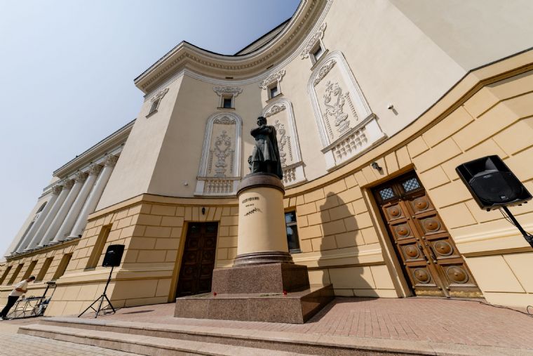 Митрополит Кирилл принял участие в мероприятиях, посвященных Дню русского языка и 226-летию со дня рождения великого русского поэта А.С. Пушкина