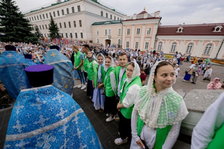 Молодёжный отдел Казанской епархии приглашает добровольцев потрудиться на богослужениях праздника Казанской иконы Божией Матери