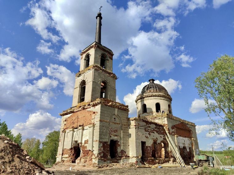 В старинном Никольском храме в урочище Карланга впервые после долгих лет запустения будет совершена Литургия