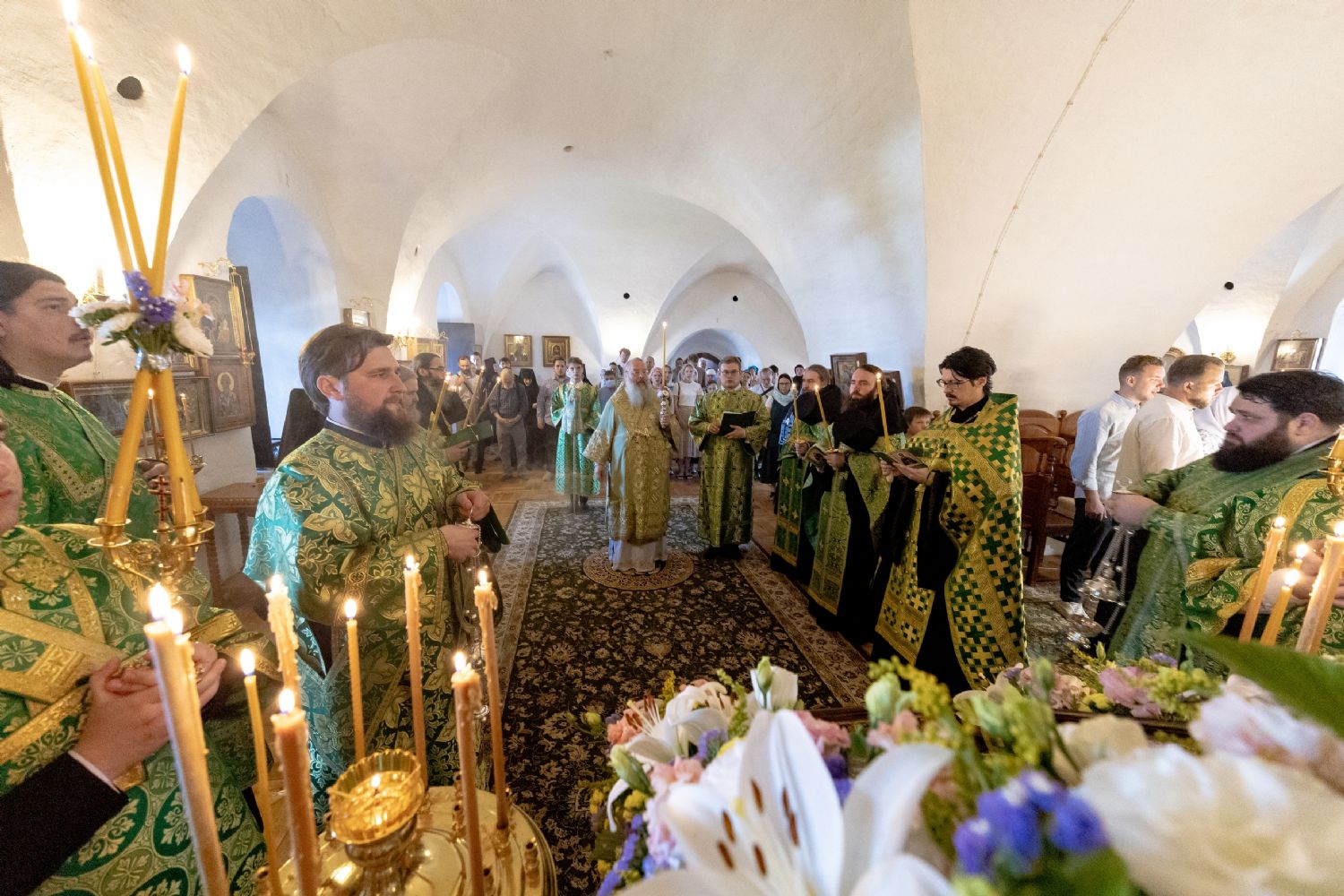 В канун дня памяти преподобного Сергия Радонежского митрополит Кирилл совершил всенощное бдение в Свияжском Иоанно-Предтеченском монастыре