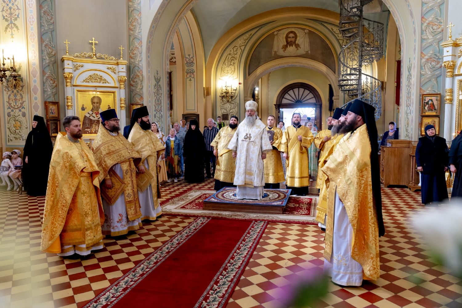 Митрополит Кирилл совершил Литургию в Свияжском Иоанно-Предтеченском женском монастыре
