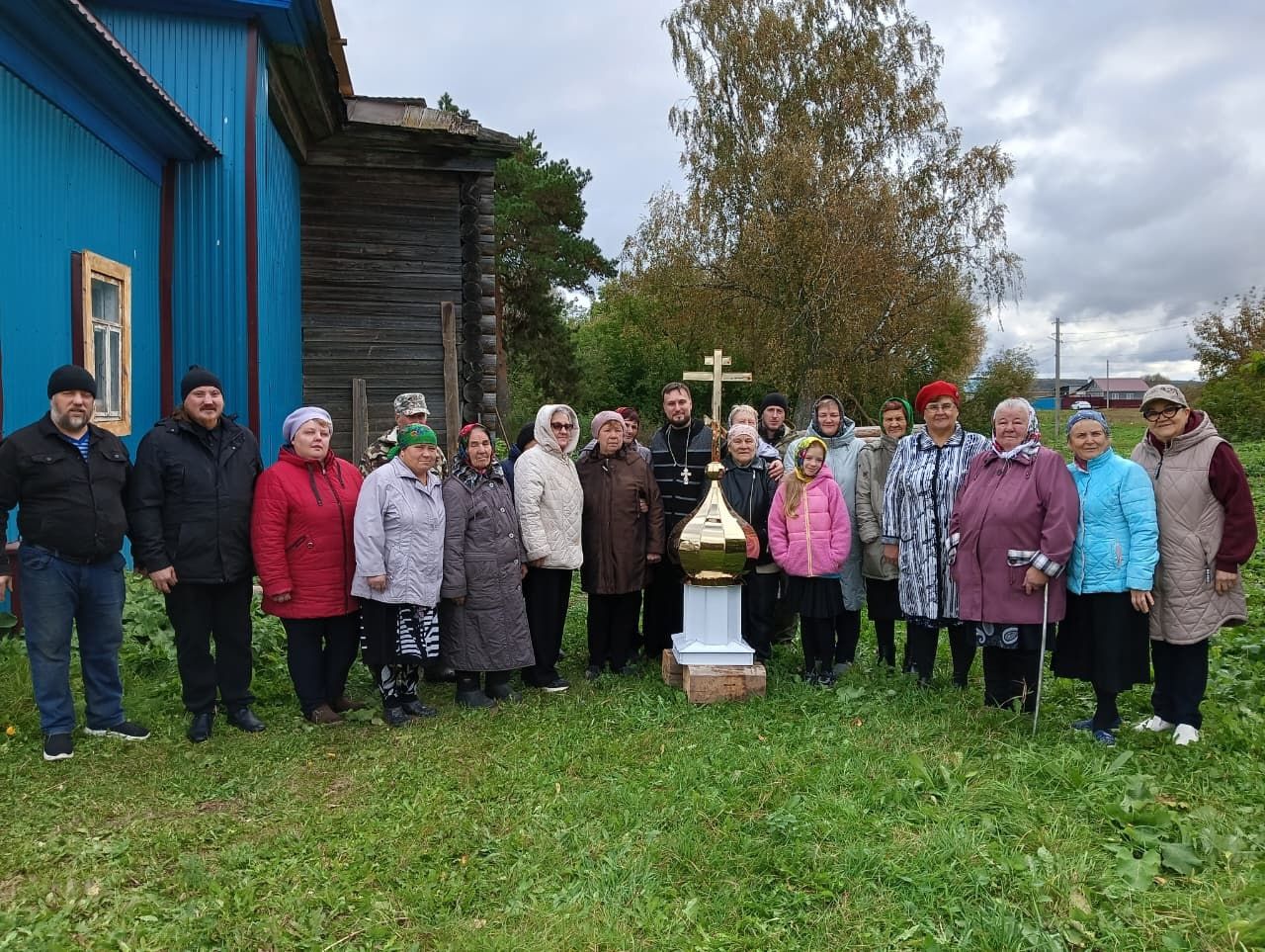 В селе Ачи состоялось освящение накупольного креста для Спасского храма