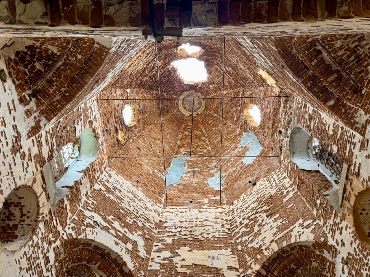 В Галерее современного искусства в Казани откроется фотовыставка, посвящённая старинным храмам
