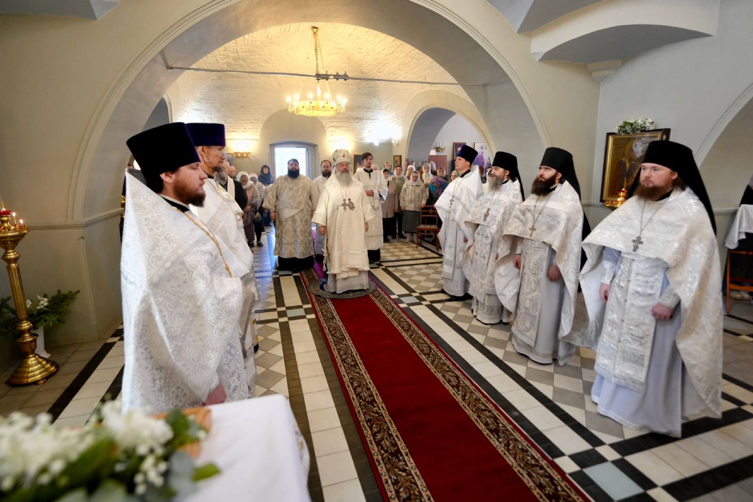 В Субботу пред Богоявлением митрополит Кирилл совершил Литургию в Богоявленском храме села Исаково