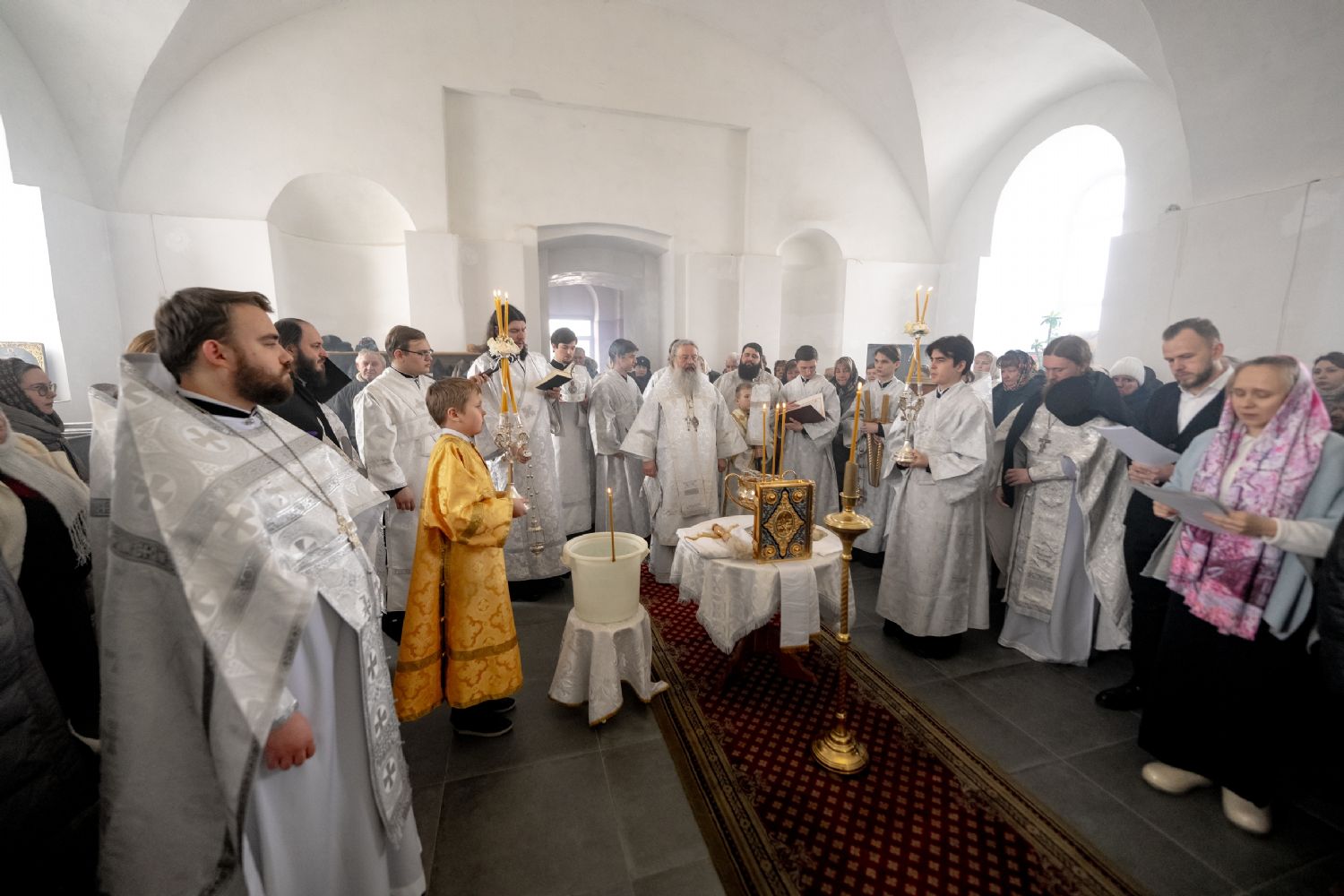 В Крещенский сочельник митрополит Кирилл совершил Литургию в Богоявленском храме села Анатыш