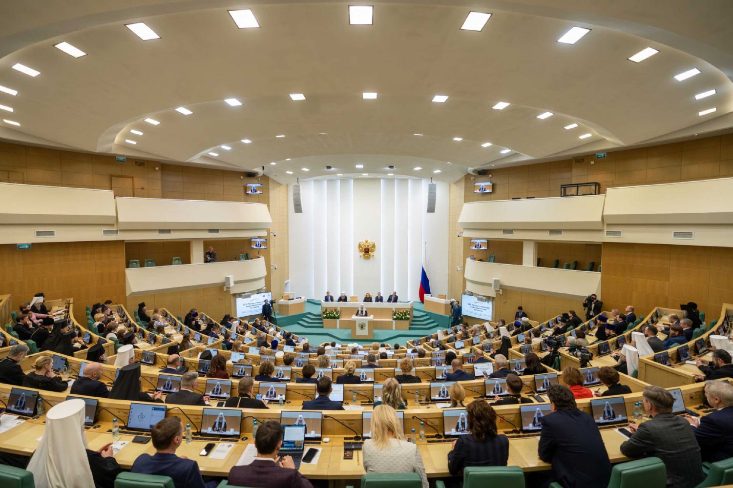 Доклад Святейшего Патриарха Кирилла на пленарном заседании XIV Рождественских Парламентских встреч