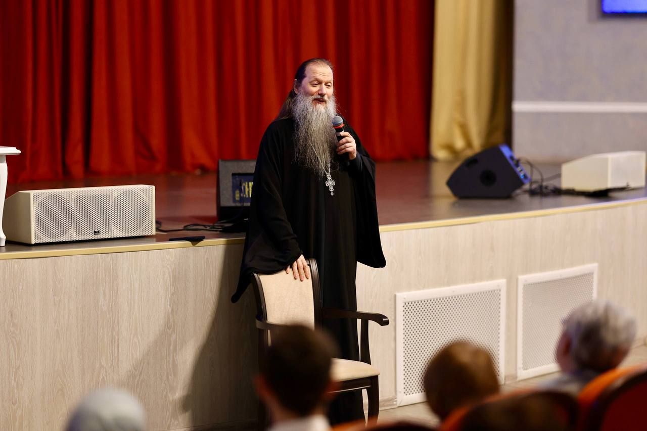 В Казани прошли лекции протоиерея Артемия Владимирова