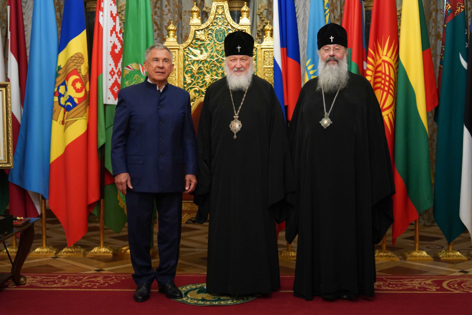 Святейший Патриарх Кирилл встретился с Раисом Республики Татарстан и главой Татарстанской митрополии