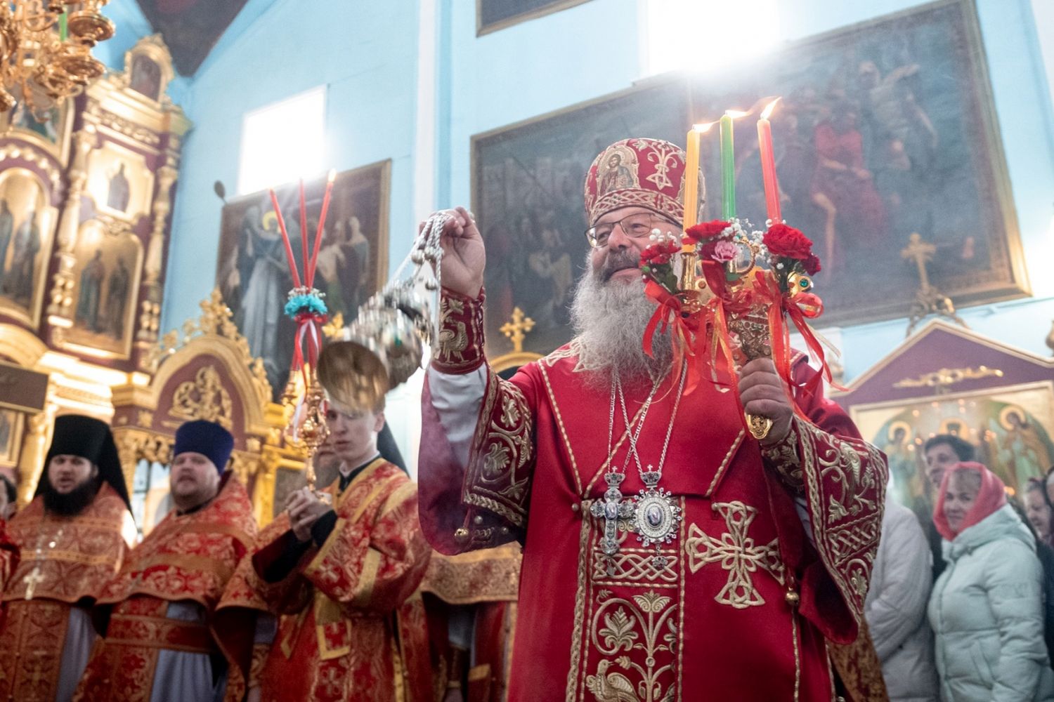 Анонс служения митрополита Кирилла в Неделю 3-ю по Пасхе, святых жен-мироносиц