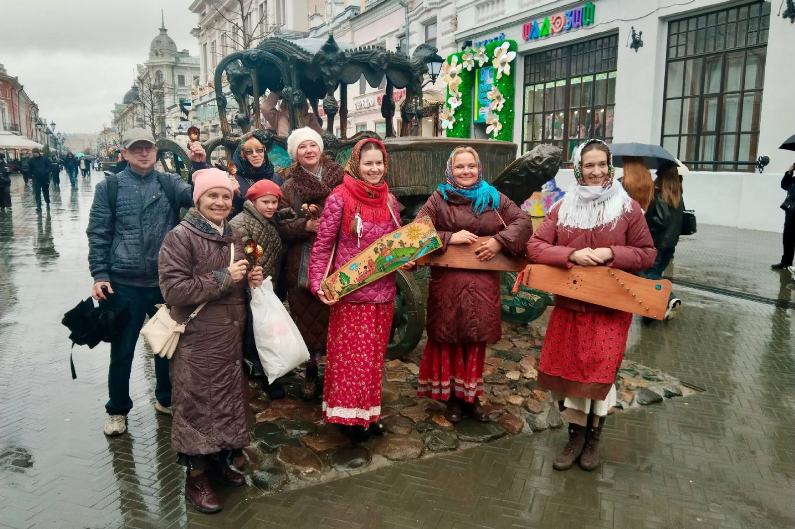 В Казани отметили 450-летие преставления святителя Варсонофия выступлением гусельного ансамбля