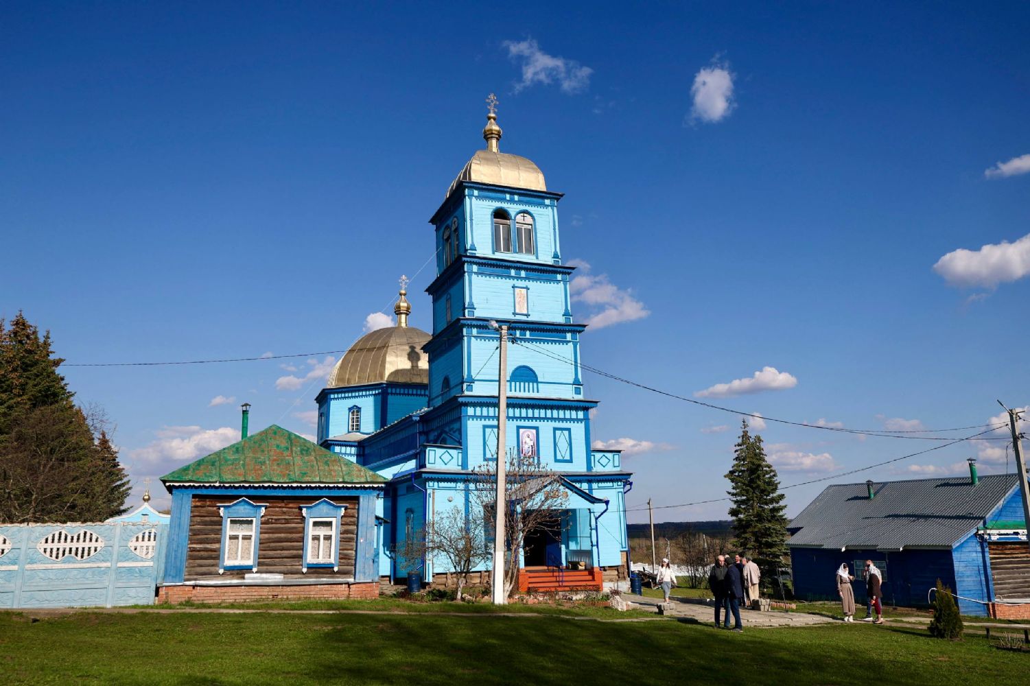 При поддержке Раиса РТ в старинном Казанско-Богородицком храме в селе Большое Фролово начинаются реставрационные работы
