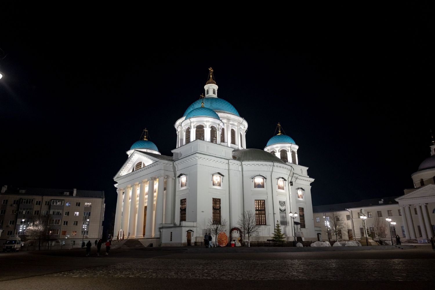 В День Победы в Казанском Богородицком монастыре будет совершено ночное богослужение с поминовением Российских воинов