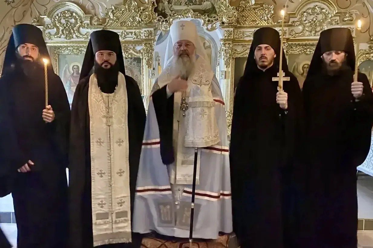Митрополит Кирилл совершил постриги насельников Раифского монастыря