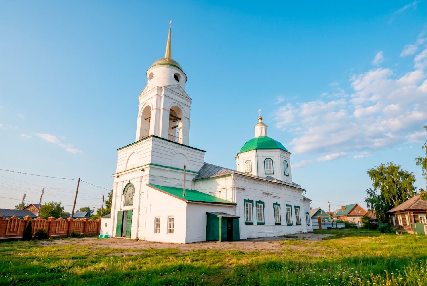 Собор Живоначальной Троицы в городе Буинск