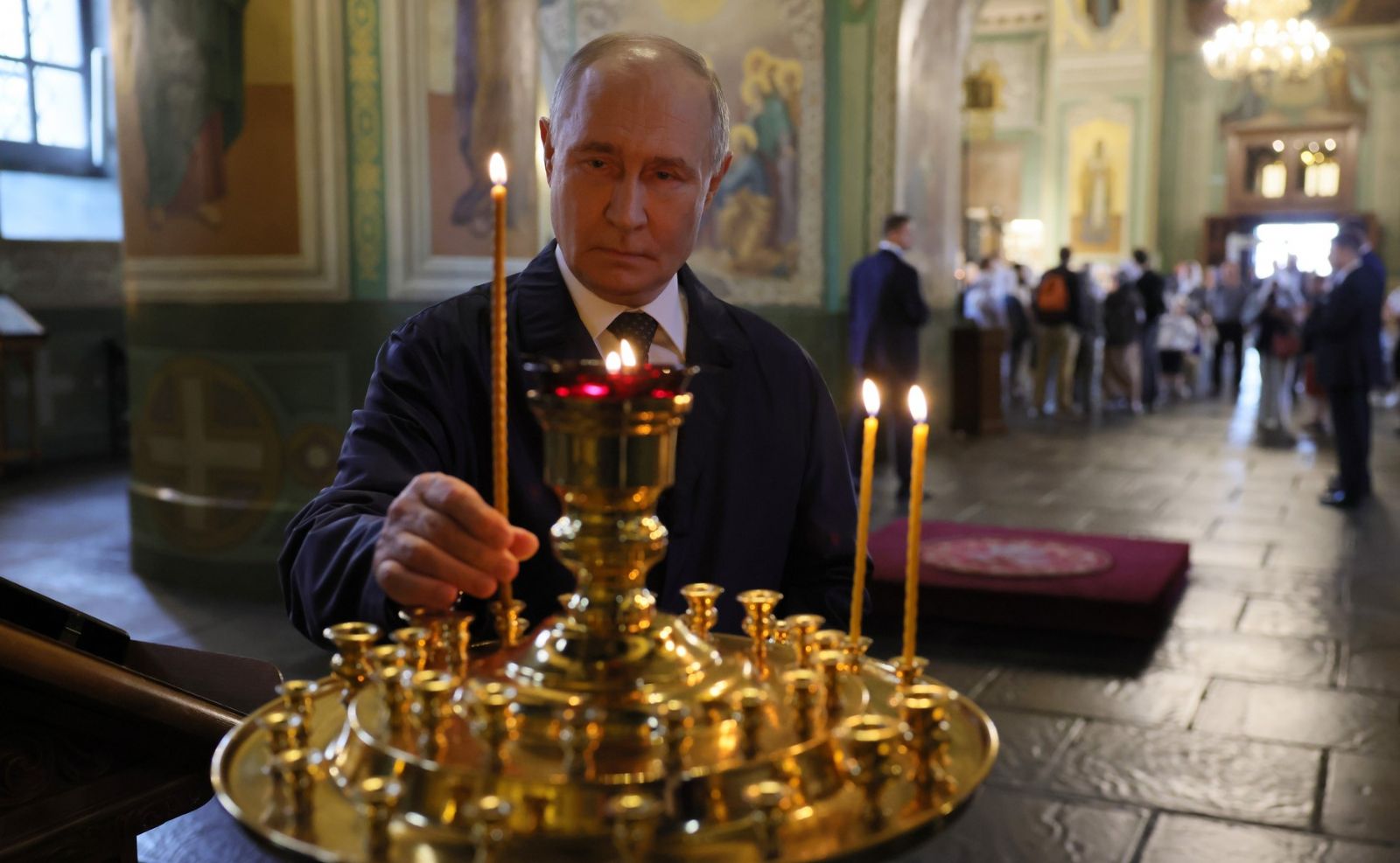 Президент России Владимир Путин посетил Благовещенский собор Казанского кремля