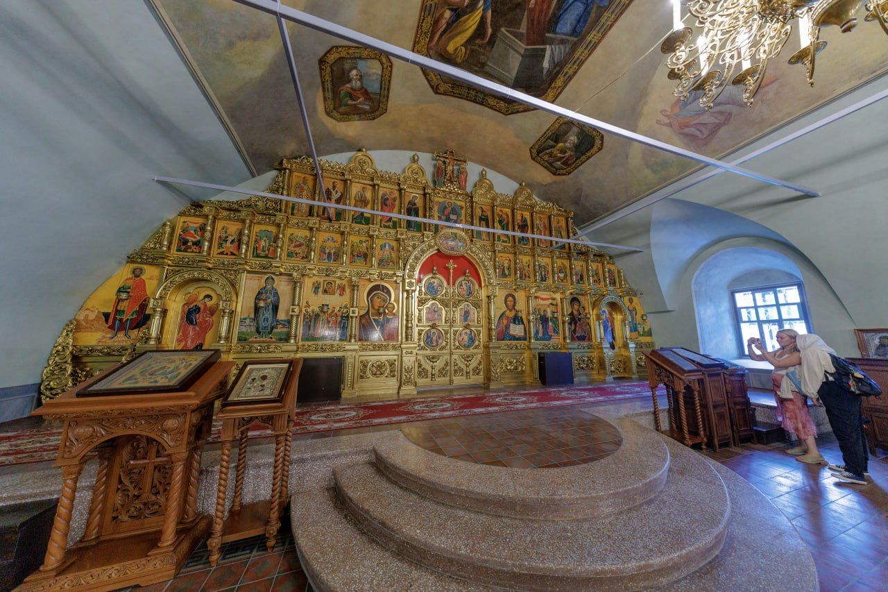 «В стенах собора сохранились три века истории»: староста Петропавловского собора — о восстановлении нижнего храма