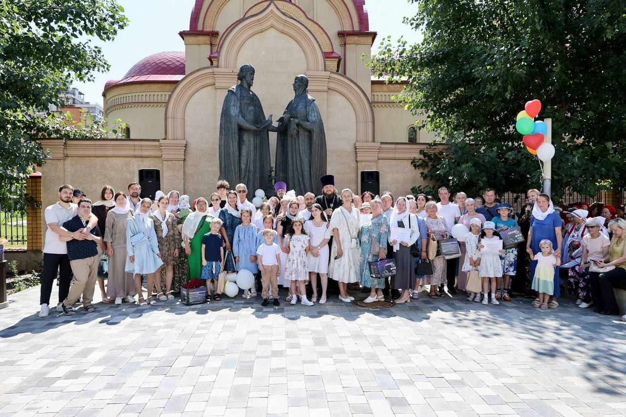В день памяти святых Петра и Февронии Муромских в Казани прошёл творческий праздник, посвящённый Дню семьи, любви и верности