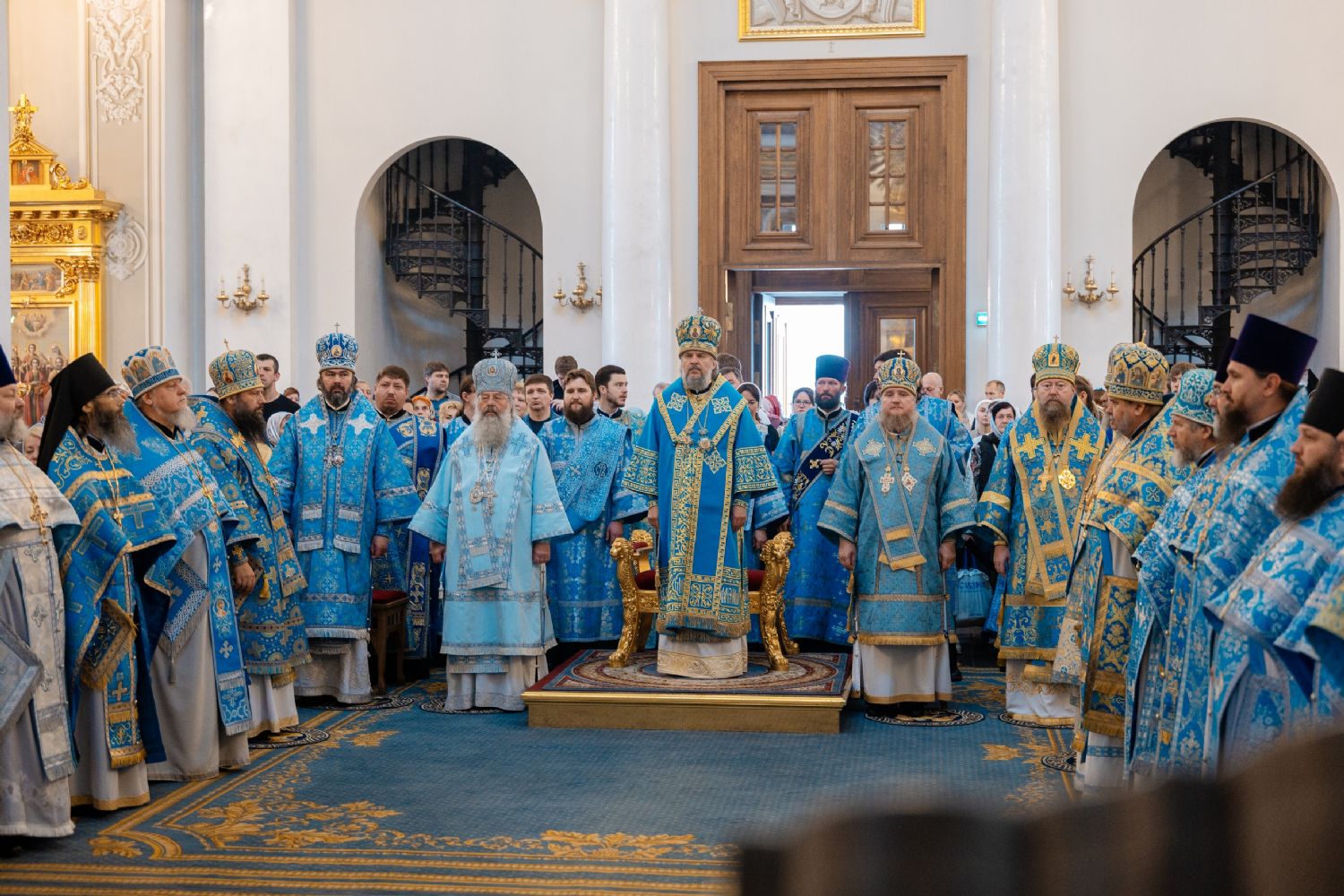 В Неделю 14-ю по Пятидесятнице архипастыри Татарстанской и Тверской митрополий совершили Литургию в Казанском кафедральном соборе