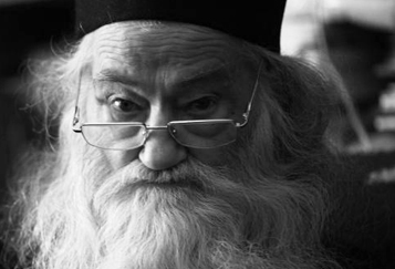 Скончался один из самых известных румынских духовников архимандрит Иустин (Пырву)