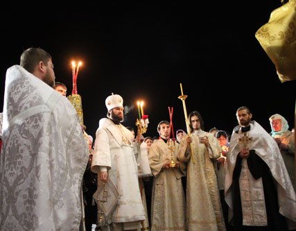 В храмах Альметьевска отпраздновали Пасху Христову (фото/видео)