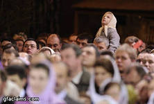 Около 6 тысяч человек посетили рождественскую службу патриарха в храме Христа Спасителя