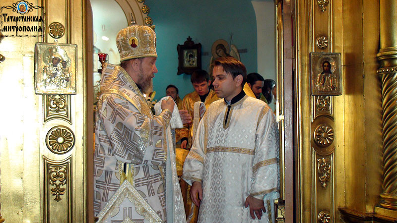 Архиепископ Анастасий возглавил праздничные богослужения в день памяти святителя Гурия Казанского
