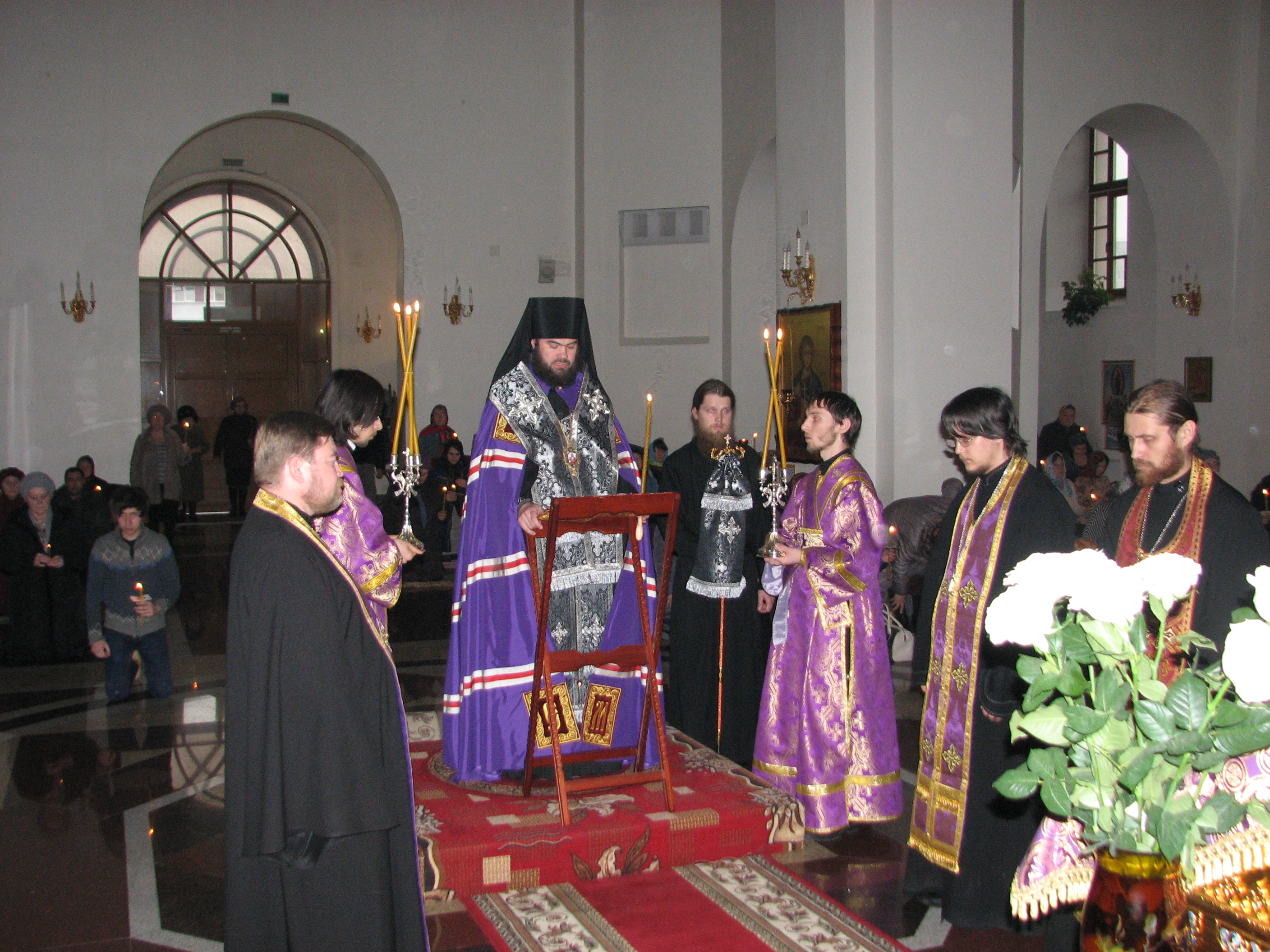 Служение епископа Альметьевского и Бугульминского Мефодия в первую седмицу Великого Поста (фото)