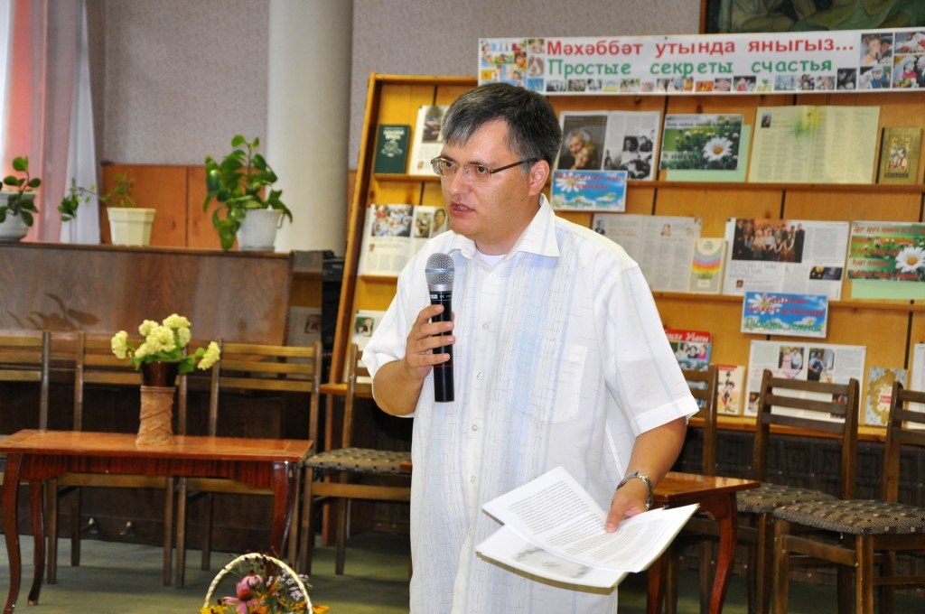 В честь 1025 летия Крещения Руси в  Центральной Библиотеке г. Нижнекамска прошли мероприятия  (фото)