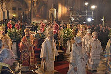 Молодежная делегация Русской Православной Церкви молилась за воскресной Литургией в Берлине