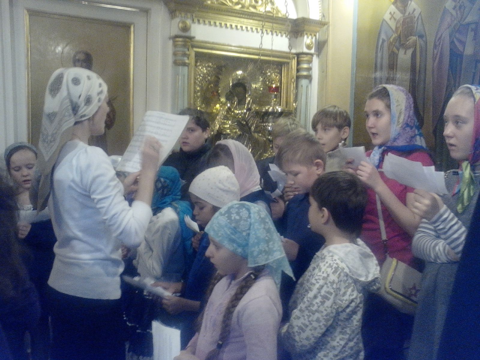 Детская Божественная Литургия в Никольском кафедральном соборе г. Казани (фото)