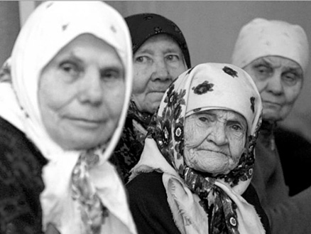 Православная молодежь Набережных Челнов посетила дом престарелых