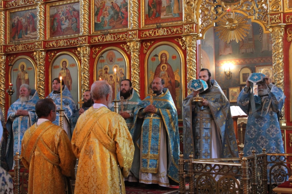 Торжества в честь иконы Божией Матери именуемой «Ахтырская» прошли в п. Алексеевское (фото)