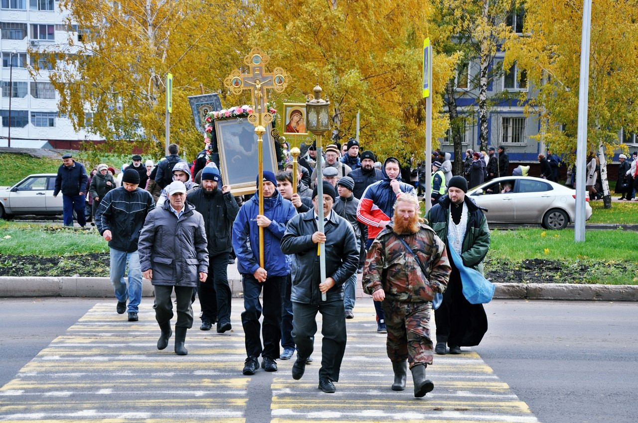 Общегородской Крестный ход прошел в Нижнекамске (фото)