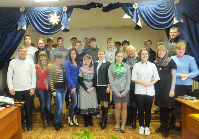 В п. Алексеевское состоялось собрание православной молодежи Чистопольской епархии (фото)