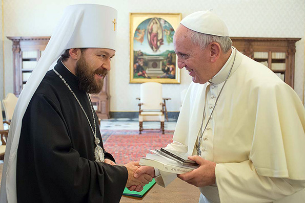 Председатель ОВЦС митрополит Иларион встретился с Папой Римским